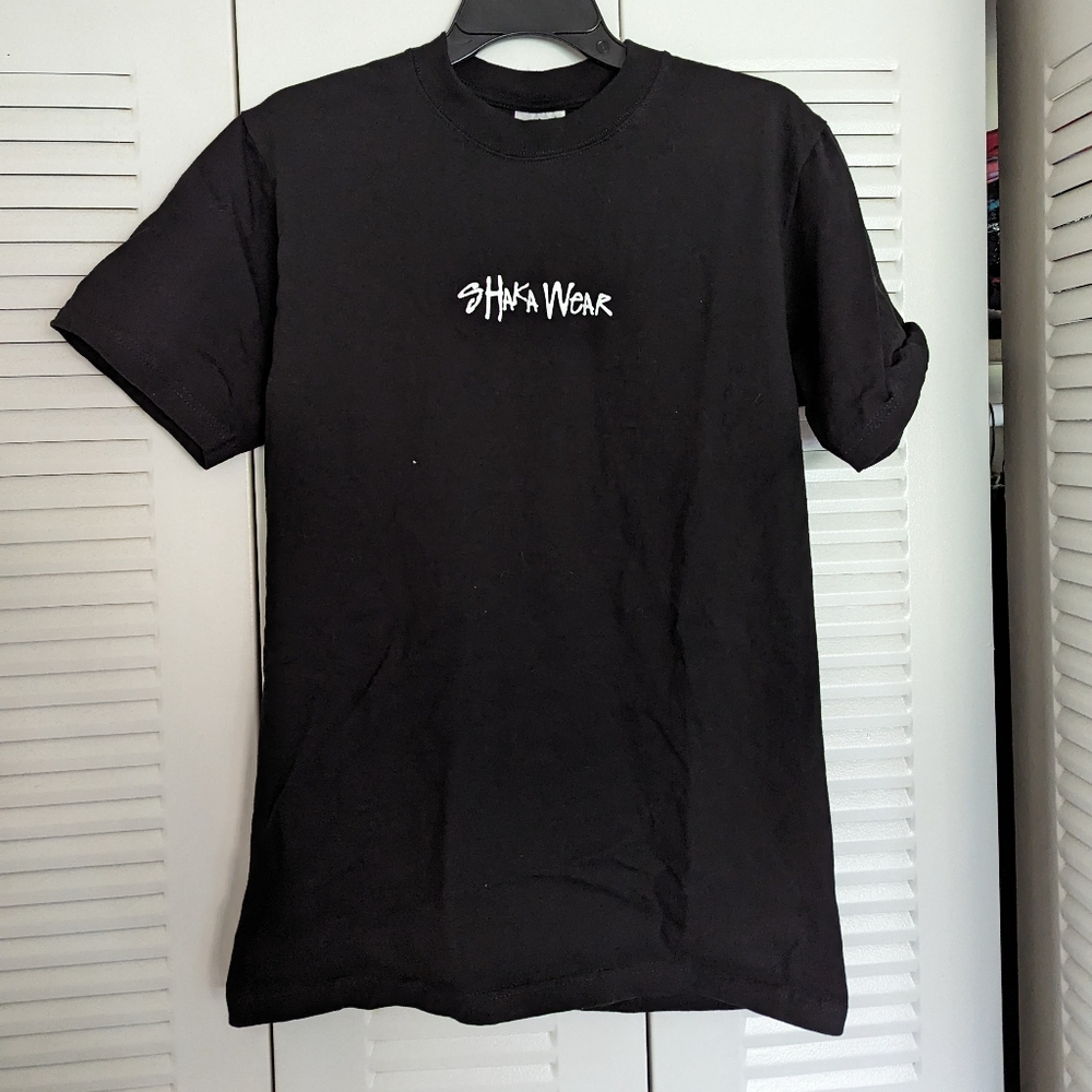 shaka wear black tee